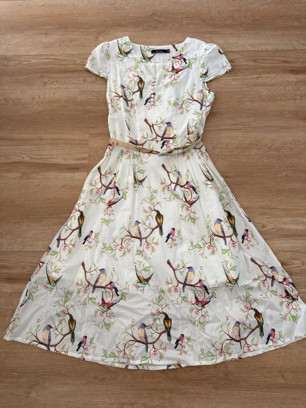 White Bird-Print Cap-Sleeve Midi Dress
